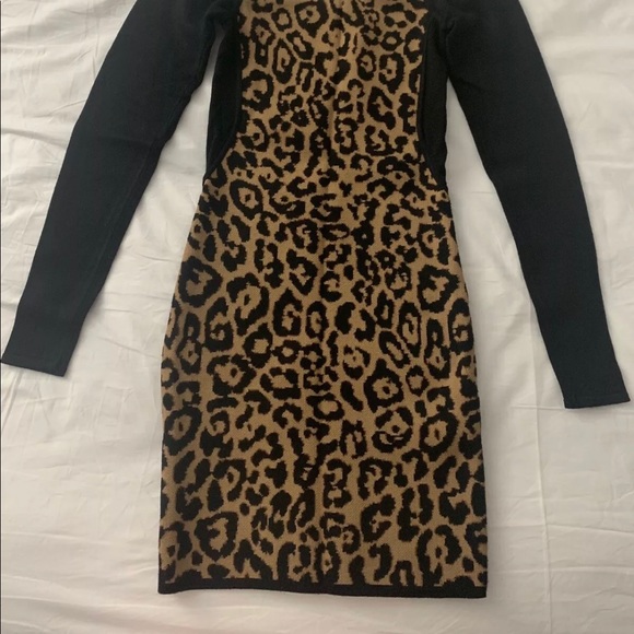 Guess dress Size S Leopard print - Picture 2 of 5
